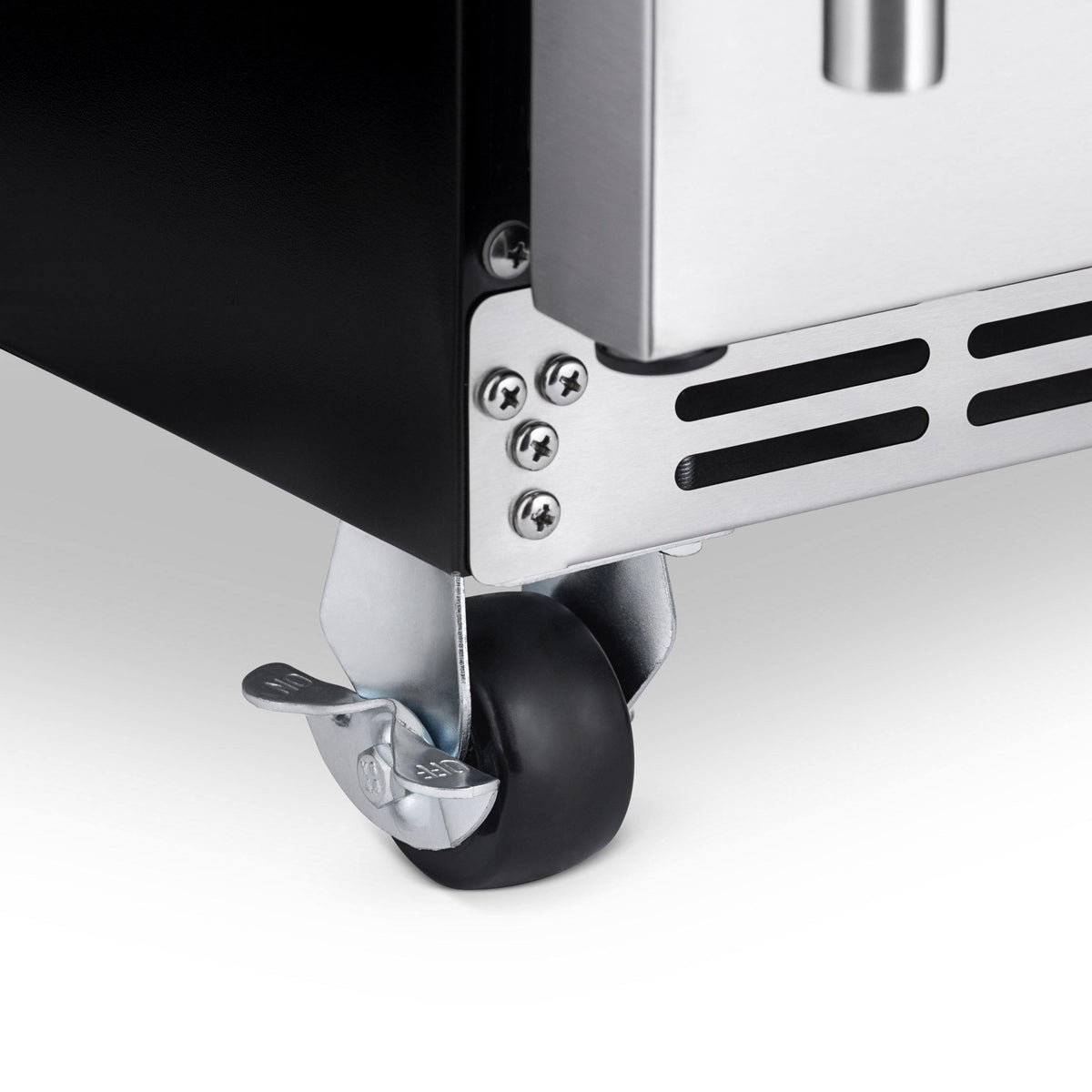 NewAir - 15" 90-Can Weatherproof Outdoor Beverage Center (NOF090SS00) Stainless Steel w/ Auto-Closing Door & Easy Glide Casters