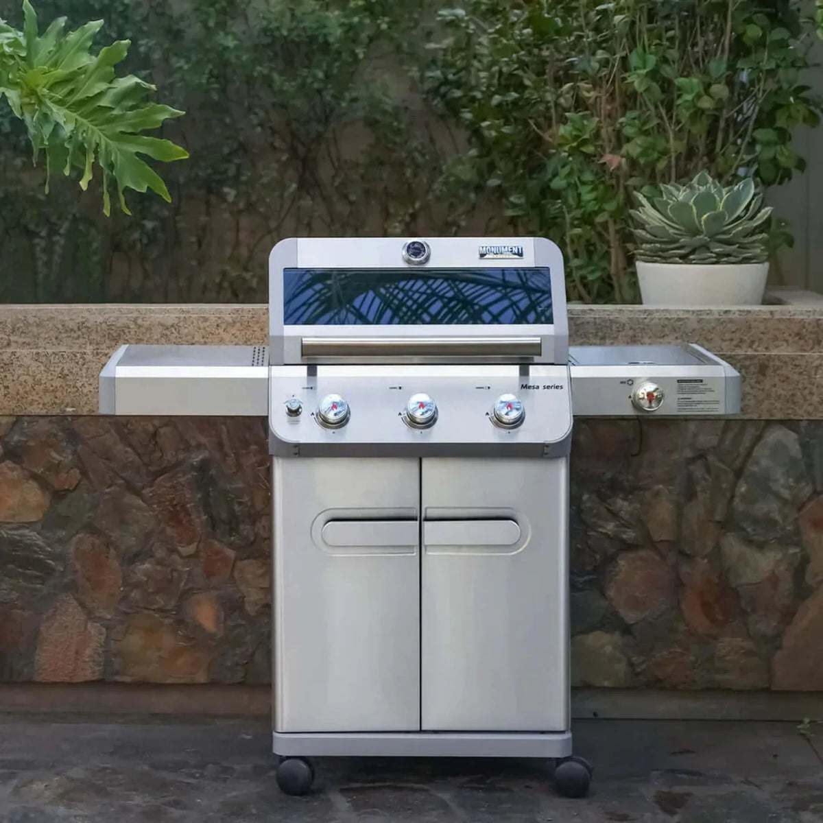Monument Grills Mesa 305 Series | 3 Burner Propane Gas Grill in Stainless Steel - M305