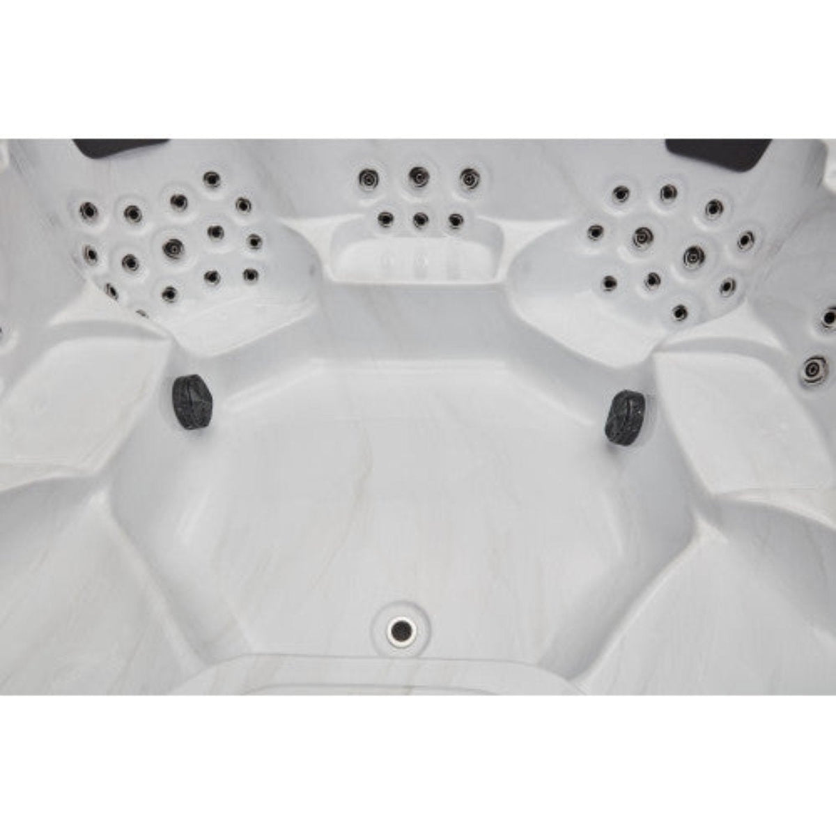 Luxury Spas - Studio Series Denali 7 Person Cloud Grey WS-299