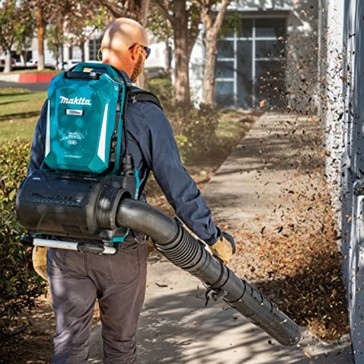 Makita 40V Max ConnectX Brushless Backpack Blower (Bare Tool) - CBU02Z