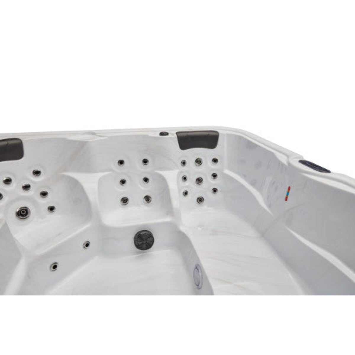 Luxury Spas - Studio Series Eclipse 6 Person Cloud Gray