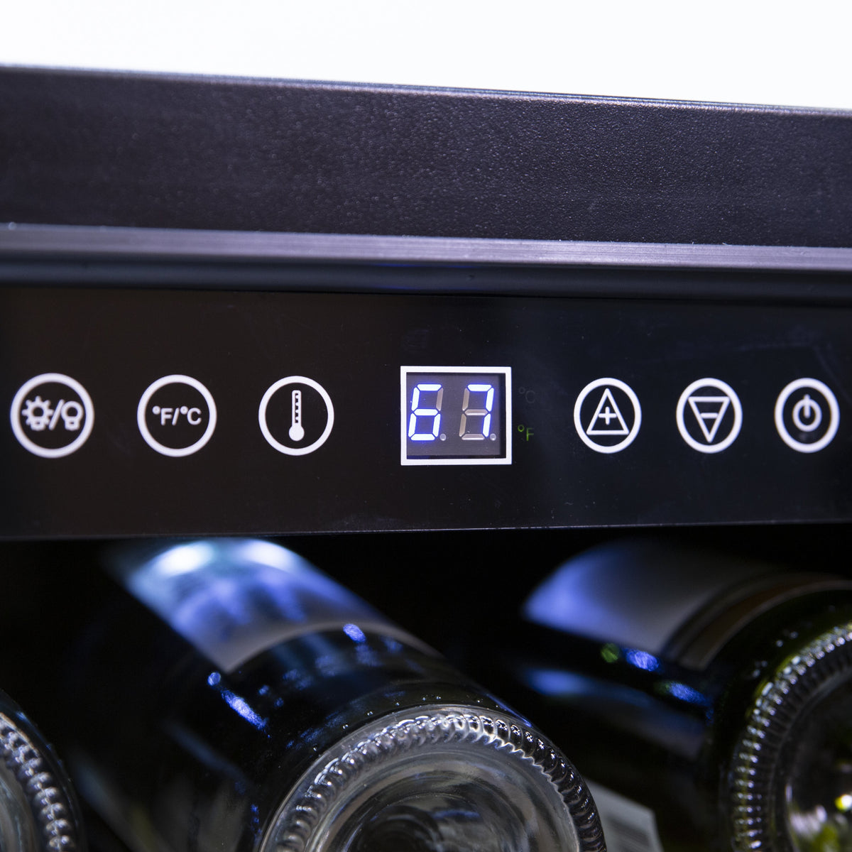 Avanti 28 Bottle DESIGNER Series Wine Cooler - WCF281E3SS