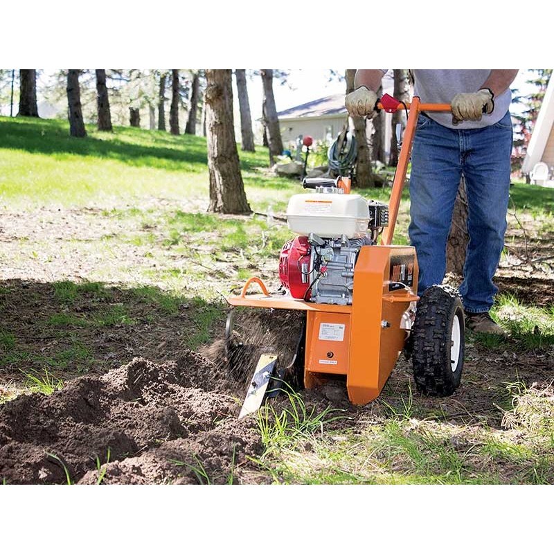 Brave Pro Trencher 18-In. Shark Chain GX160 (BRPT18)