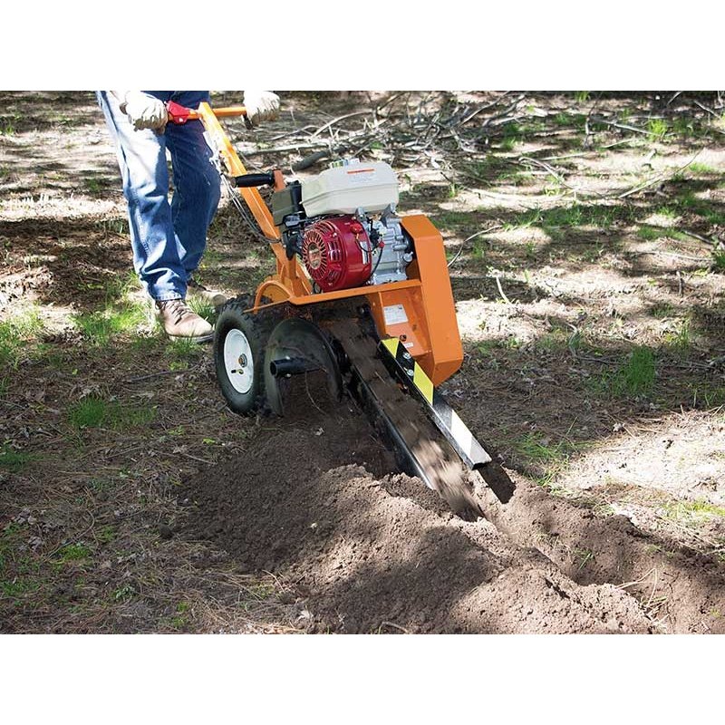 Brave Pro Trencher 18-In. Shark Chain GX160 (BRPT18)