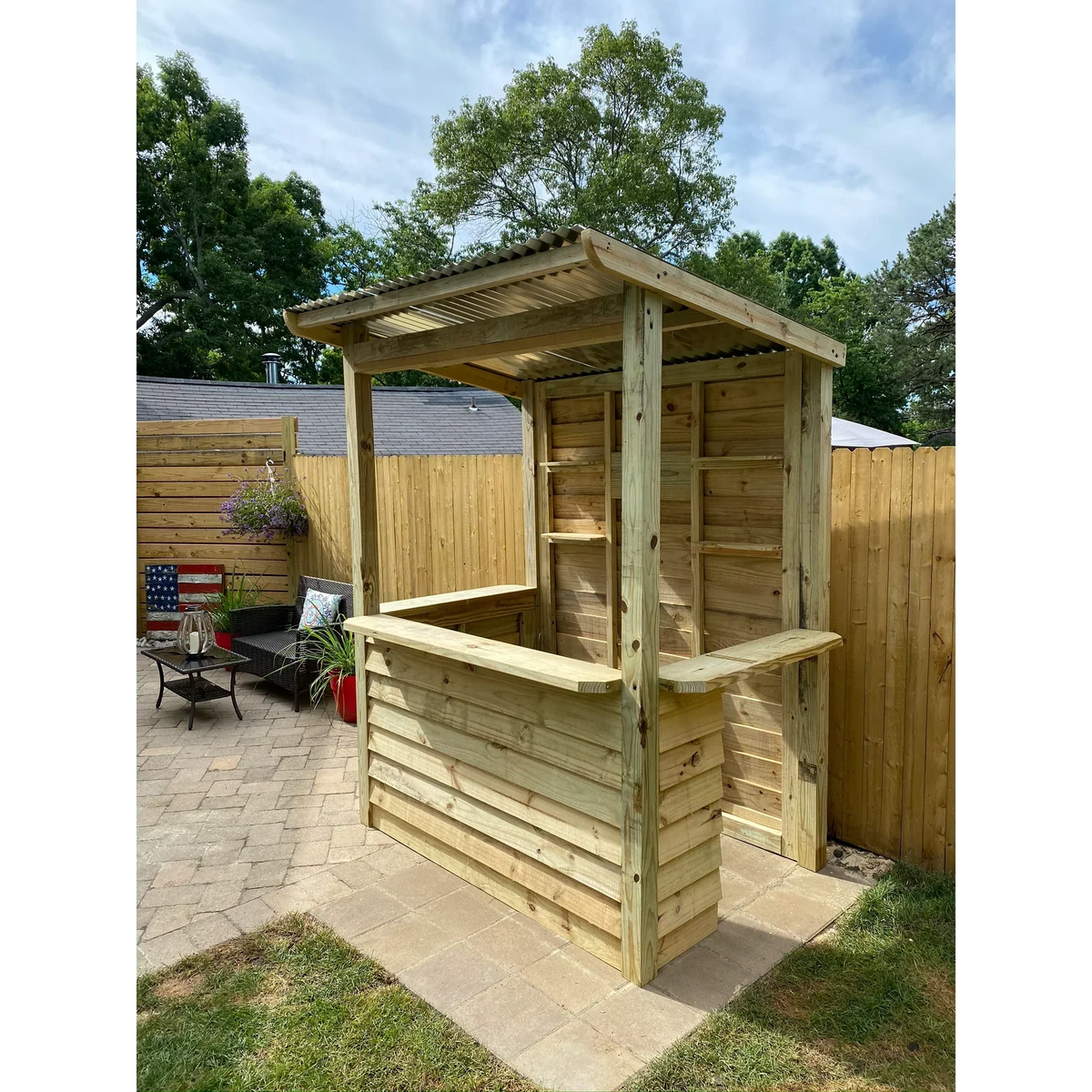 Taverns To Go 6' x 4' Backyard Bar