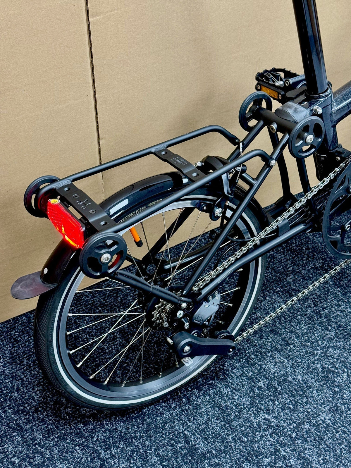 Brompton Pre-Owned P Line 4-Speed Electric Black Metallic