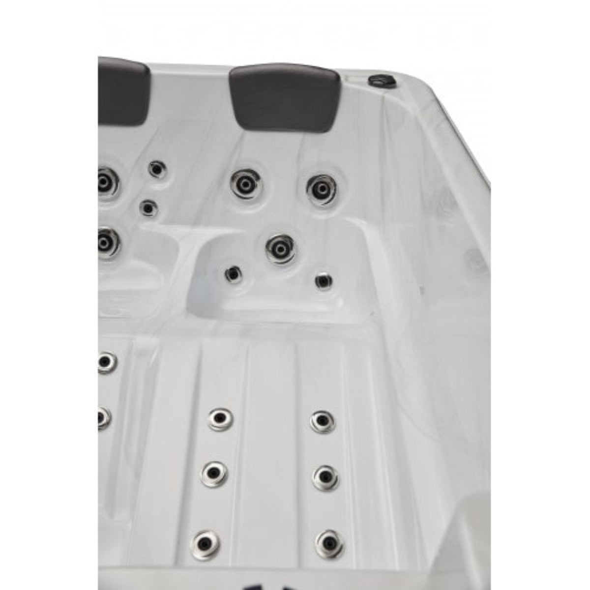 Luxury Spas - Studio Series Riley 3 Person Cloud Gray