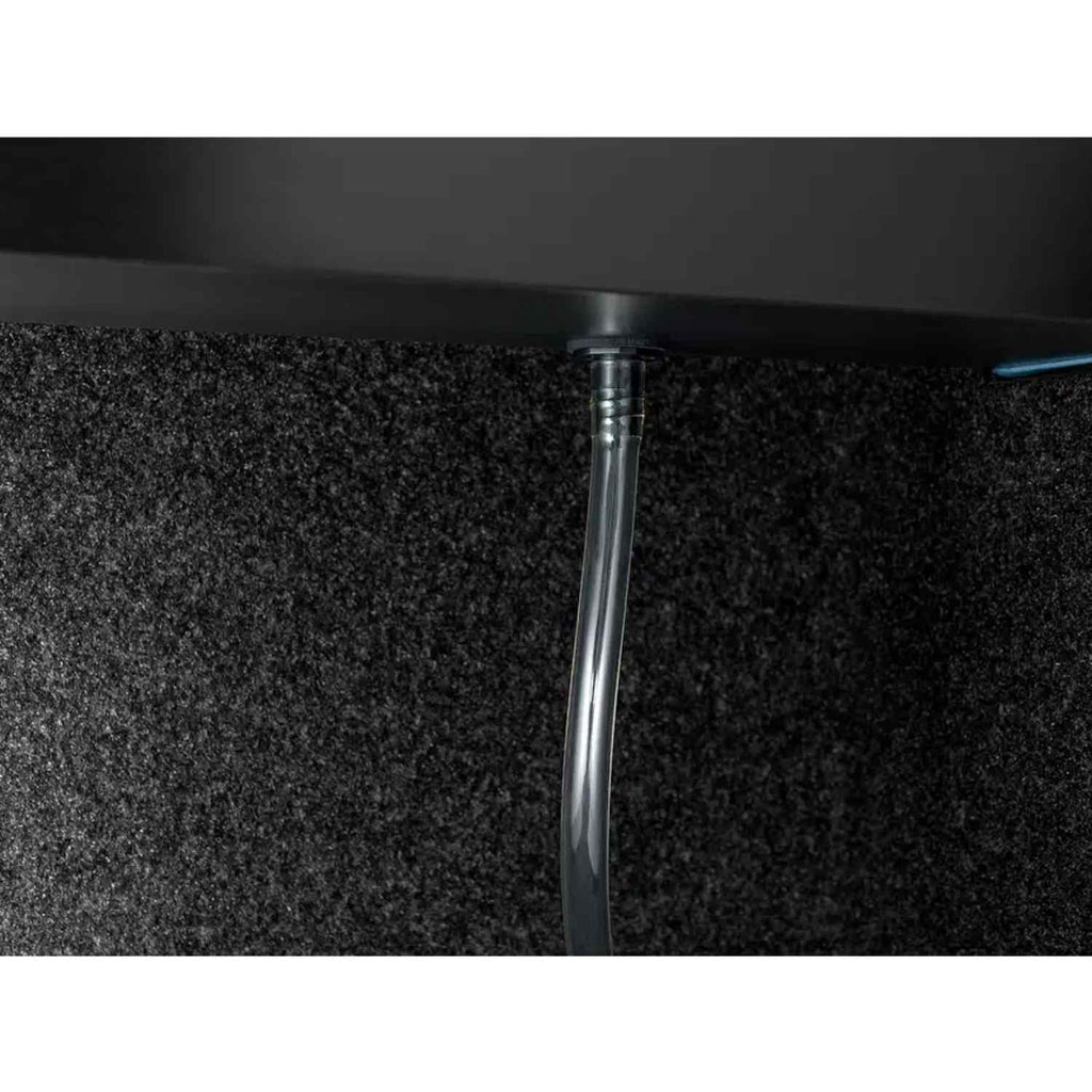 RetraxONE XR GMC And Chevy 1500 Manual Retractable Tonneau Cover