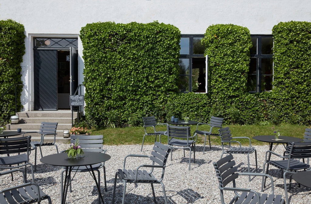 HOUE CIRCUM Outdoor Café Table