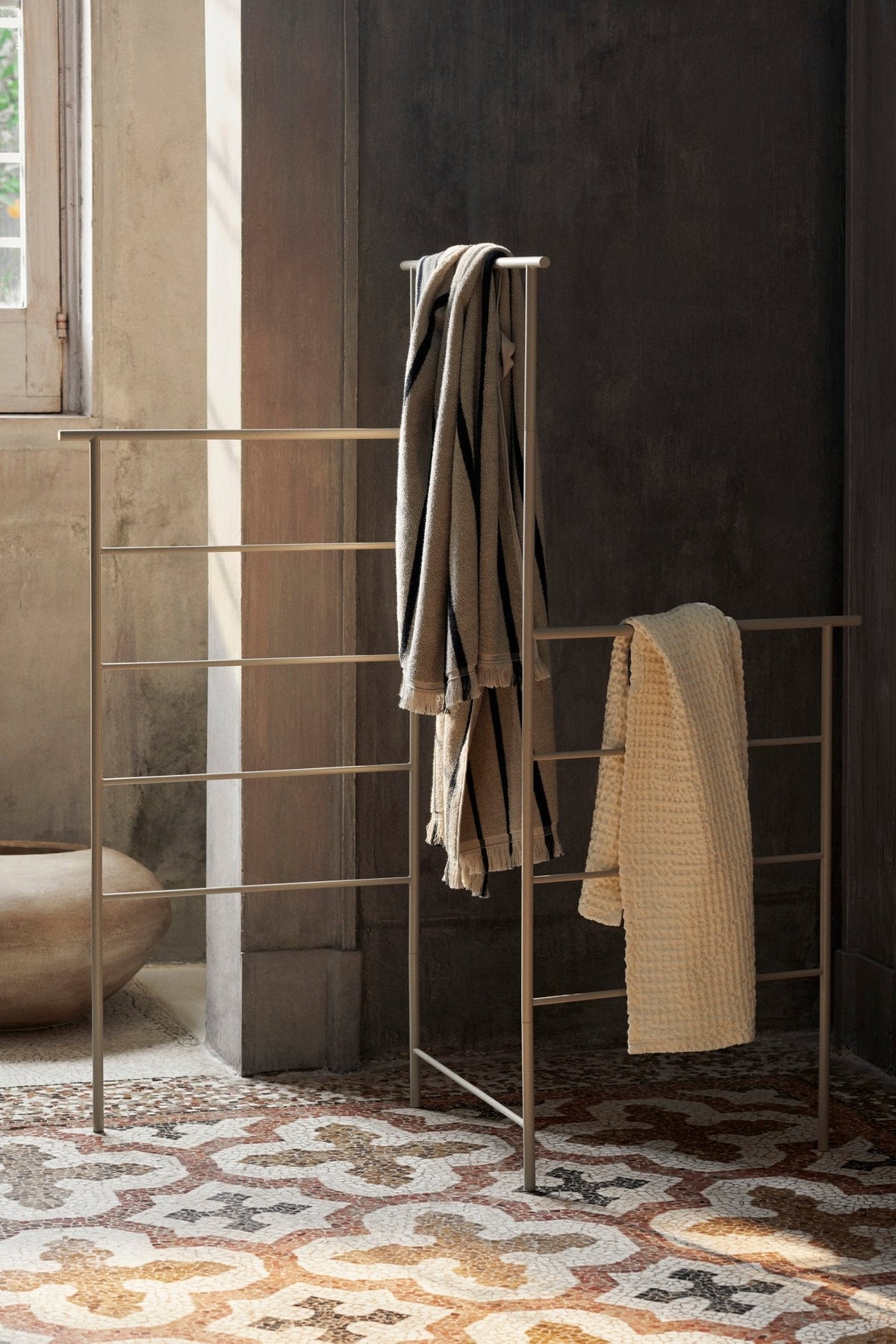 Ferm Living Dora Clothes Stand - 3374