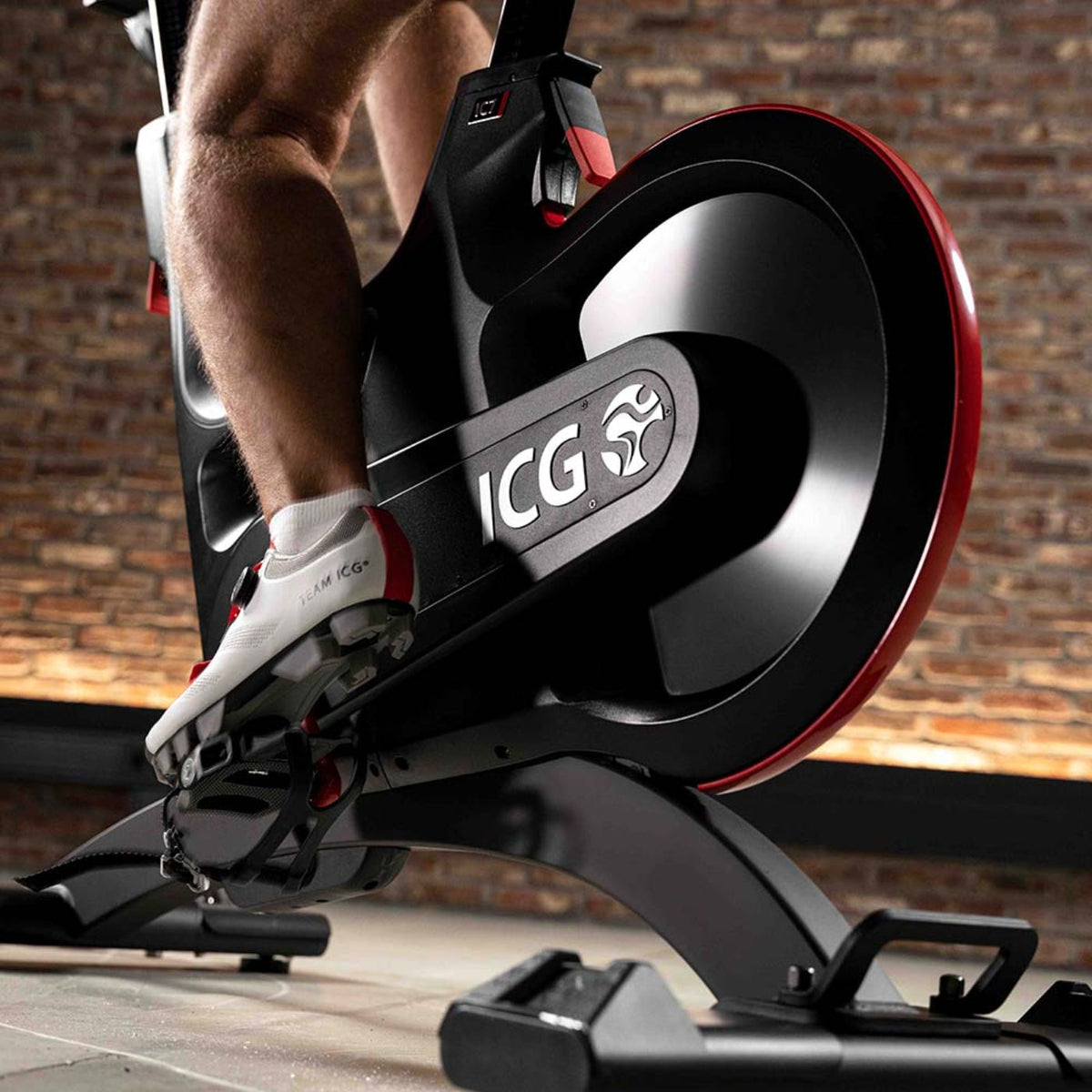 Life Fitness IC7 Indoor Cycle - IC-IC7B1