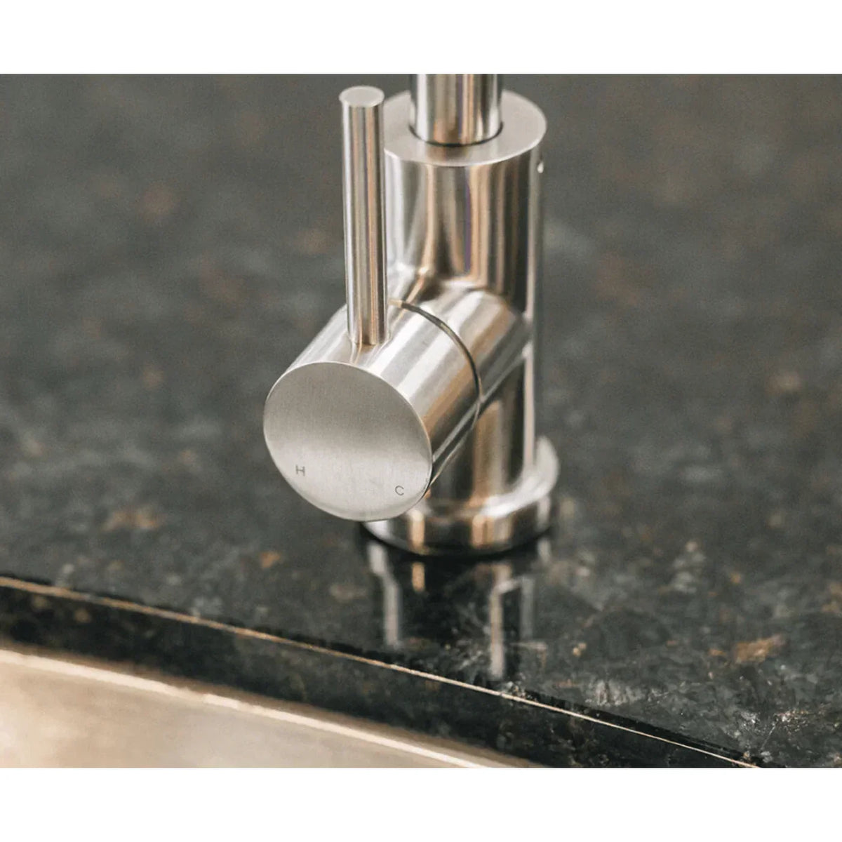 TrueFlame 19" x 15" Undermount Sink - TF-NK-19U